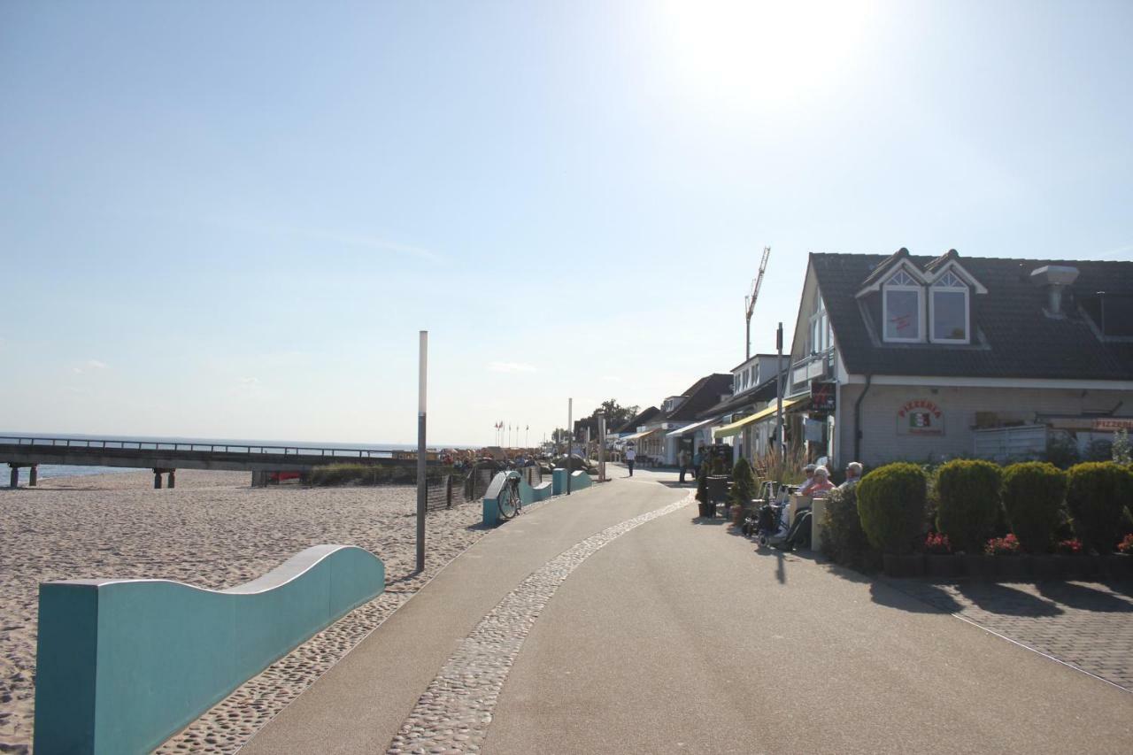 Strandlaeufer Im Kirschgarten Kellenhusen Exterior foto