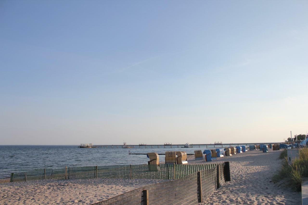 Strandlaeufer Im Kirschgarten Kellenhusen Exterior foto