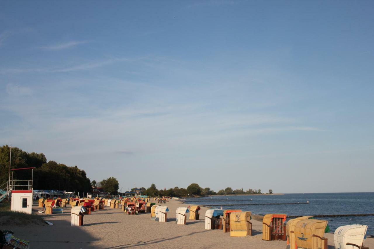 Strandlaeufer Im Kirschgarten Kellenhusen Exterior foto